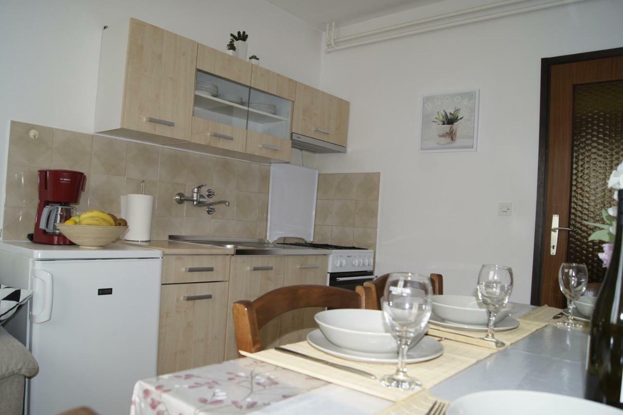 Apartmani Popovic Poreč Buitenkant foto